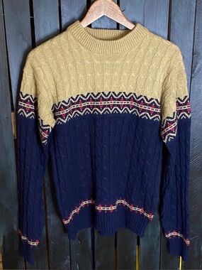 Vintage JCPenney Fair Isle crewneck ski Sweater small (tagged medium) Taiwan